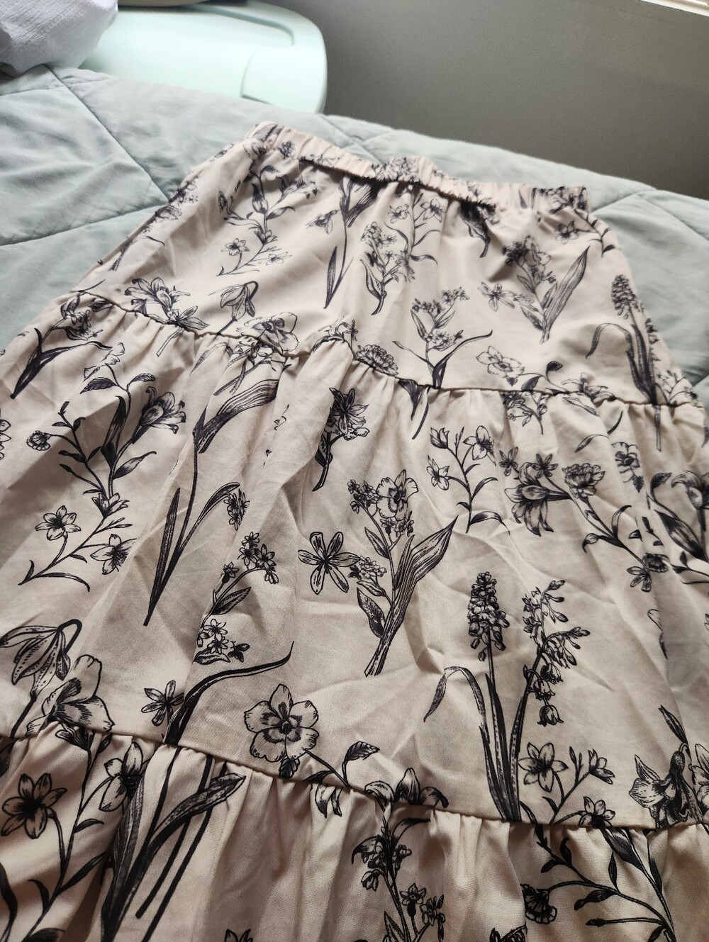 Women’s Floral Tiered Cream & Black Maxi Skirt - Picture 5 of 6